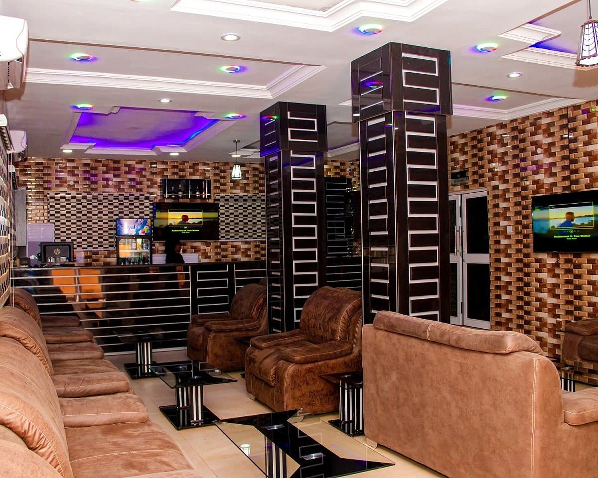 Villa Italian Hotel